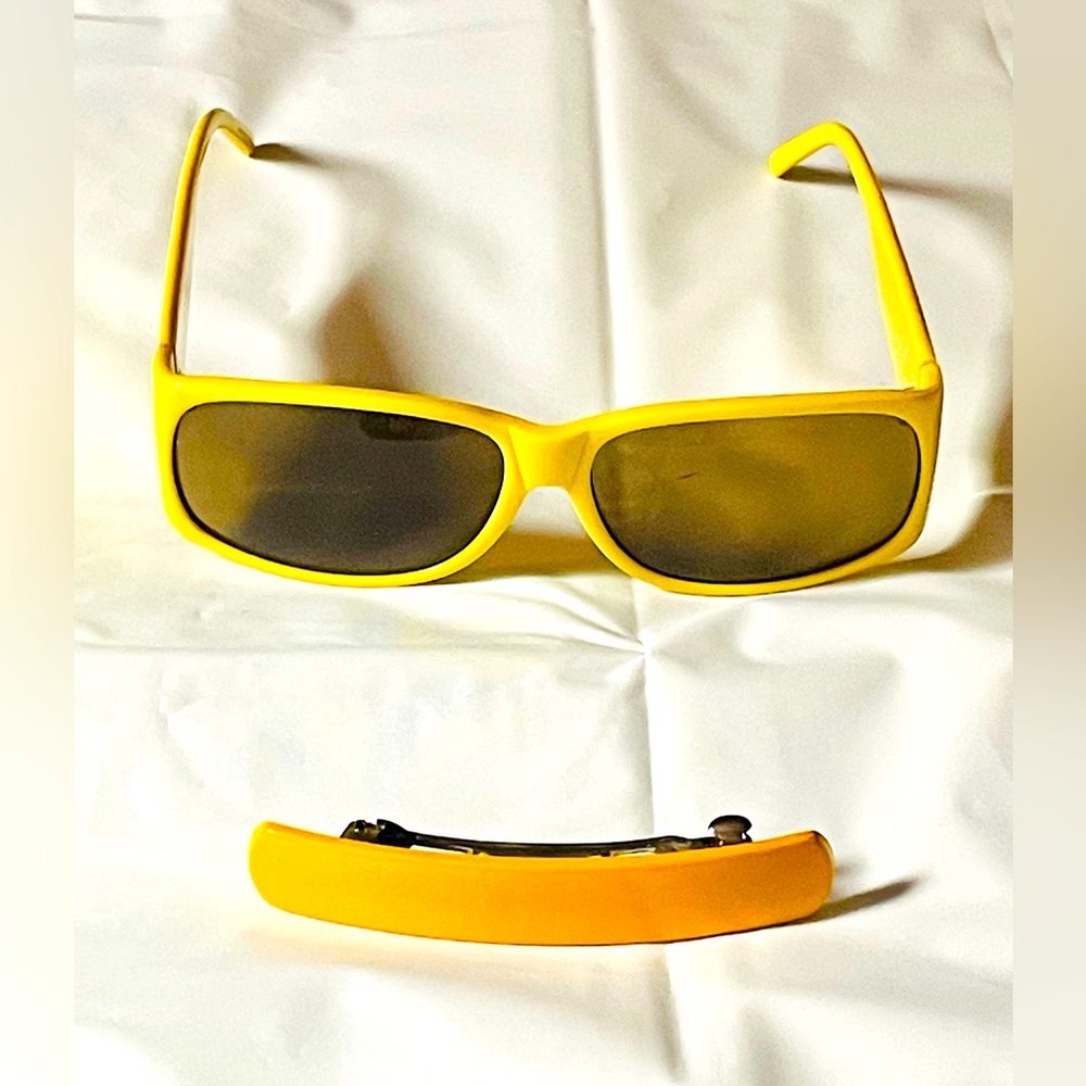 HANDMADE IN CHINA YELLOW SUNGLASSES+ A matching hair clip